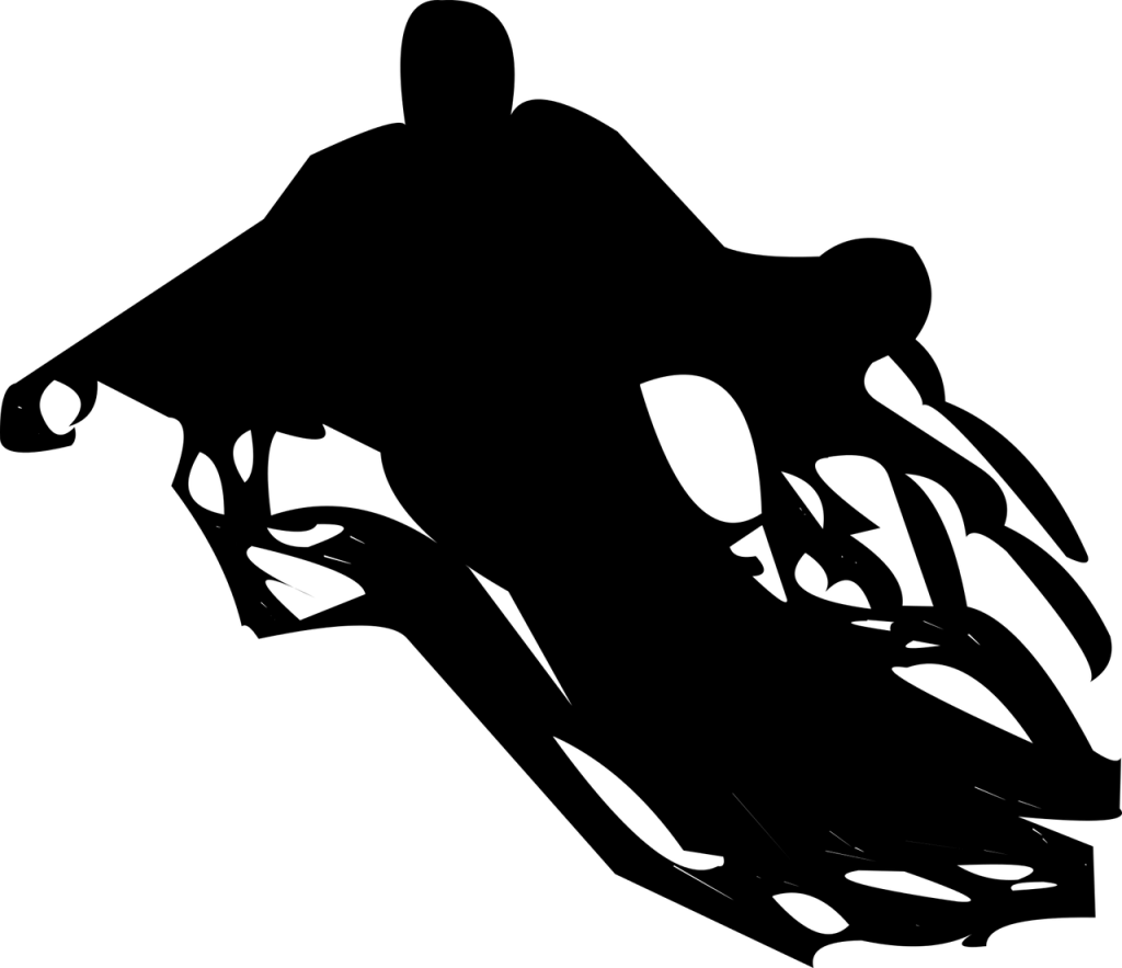 Silhouette de fantôme noir avec une sorte de cape en lambeaux 